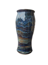 Load image into Gallery viewer, Vase - Tofino
